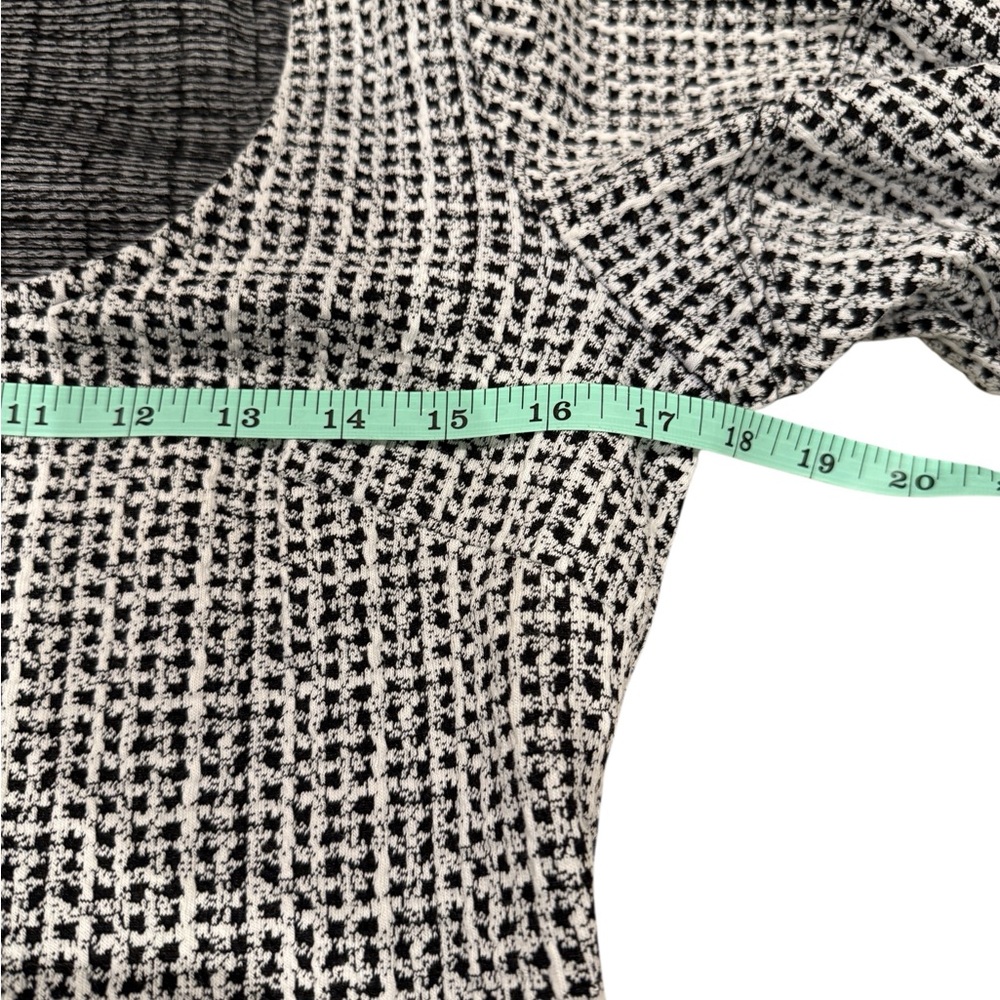 LOFT Gray Textured Puff Sleeve Dress - Picture 6 of 10